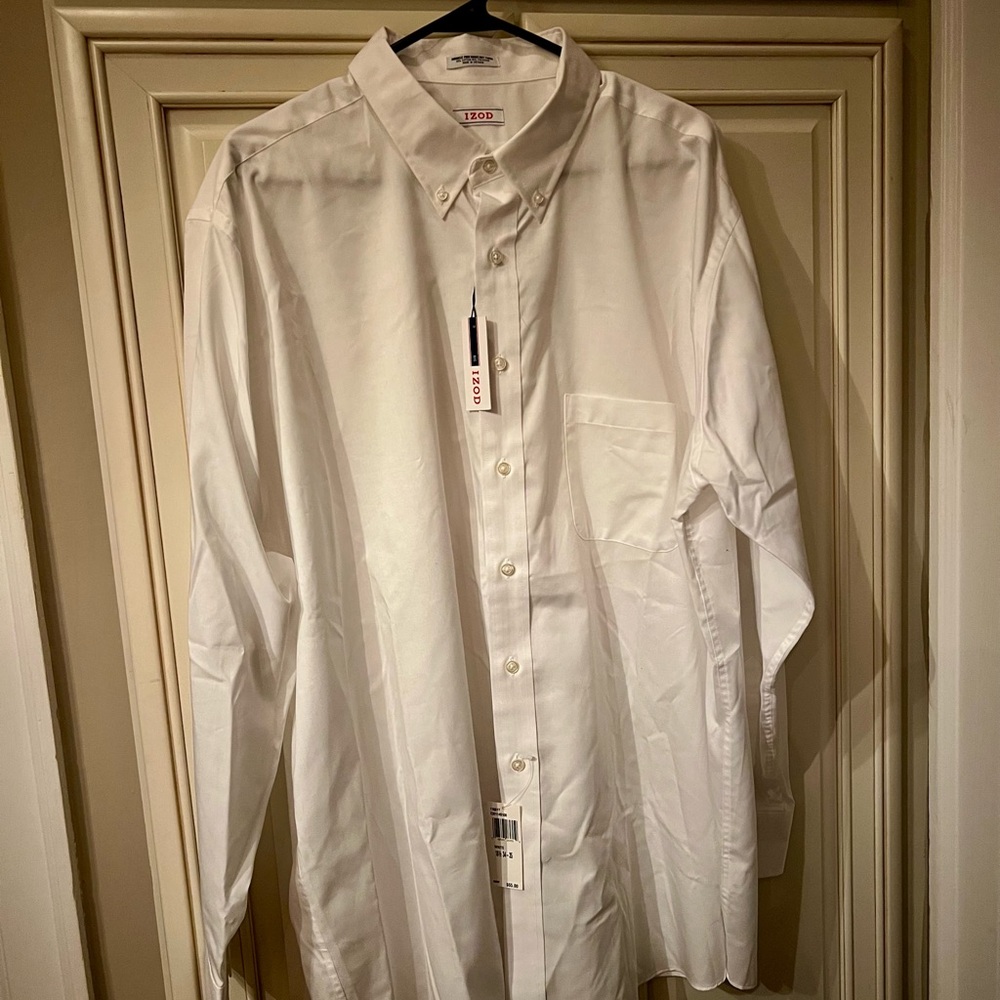 Uniqlo Men's Crisp White Dress Shirt